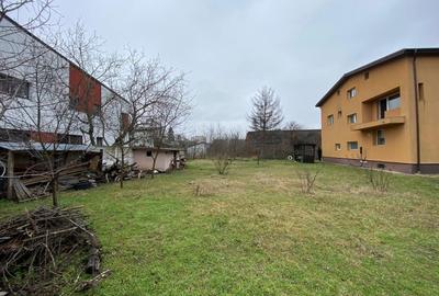 Casă individuală cu 7 camere cu Canalizare în Sisești - 2