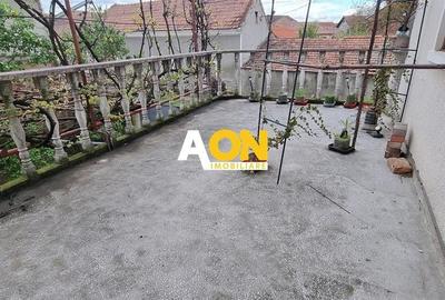 Casă individuală cu 5 camere cu Canalizare în Central - 8