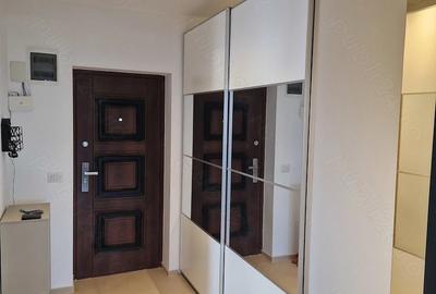 Apartament cu 3 camere semidecomandat în Central - 2