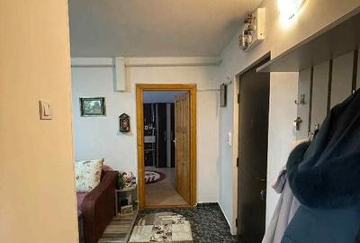 Garsoniera decomandata - zona Racadau - 1