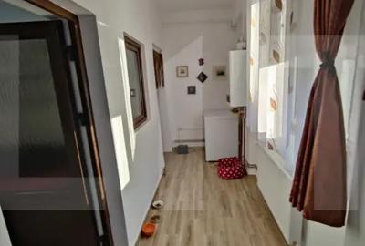 Apartament cu 3 camere decomandat în UTA - 4