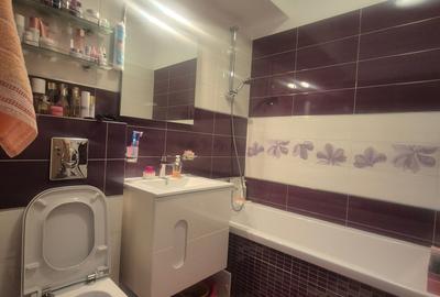 3 Camere, Decomandat, 99 Mp, Imbunatatiri de Lux - 8