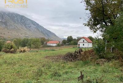 Teren Construcții intravilan de 1498 mp, în Rimetea