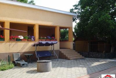 Casă cu 6 camere cu Teren 2110 Mp în Lazuri - 15
