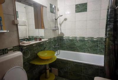 Apartament cu 4 camere decomandat în Progresul