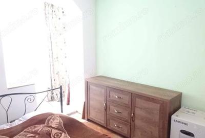 Vand apartament 2 camere in Deva, zona Al. Patriei, etaj 3, suprafata utila 43 mp + balconul, - 1