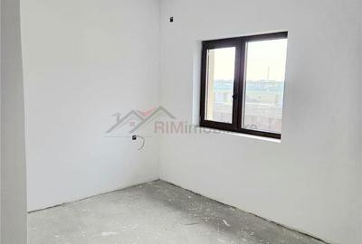 Casă cu 5 camere cu Teren 325 Mp în Central - 12
