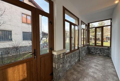 Vila spațioasă în Sisesti | 600 mp | 9 locuri de parcare | Teren 1500 mp - 28