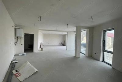 SPATIU COMERCIAL - ZONA CENTRALA - 3