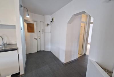 Apartament cu 3 camere decomandat în Barbu Văcărescu - 12