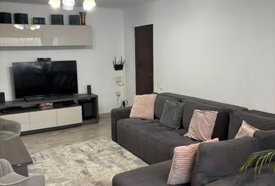 Apartament 3 camere decomandat - Poarta 6 - 120.000 euro  (Cod E5) - 3