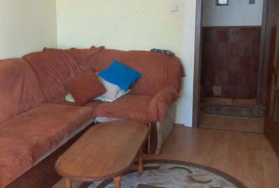 Vand Apartament 4 camere - decomandat, Cartier Crihala, Zona Pipa - 1