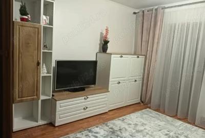 Inchiriere apartament 2 camere Rovine - 2