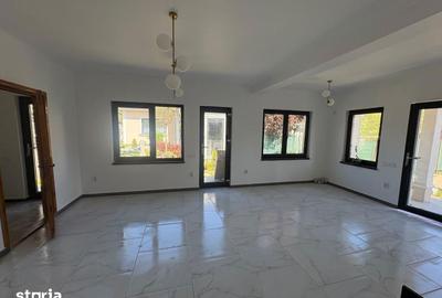 Spațiu comercial, de 60 mp, în Central - 2