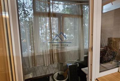 Apartament cu 3 camere decomandat în Central - 1