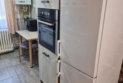 Apartament cu 2 camere nedecomandat în Micro 4 - 9