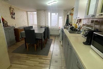 Apartament cu 2 camere decomandat în Exterior Vest - 8