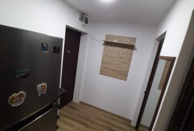 Apartament cu 2 camere semidecomandat în Podu Roș - 3