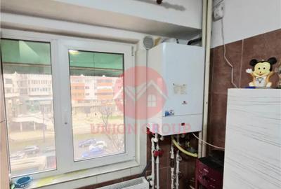 Apartament cu 3 camere decomandat în Casa de Cultură - 2