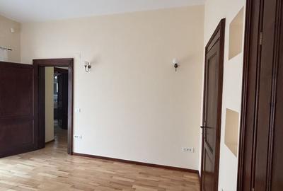 Vilă primitoare zona Modern - 17