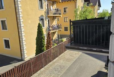 De vanzare apartament cu 2 camere etaj 1 cartier Toscana amenajat loc de parcare in CF - 18