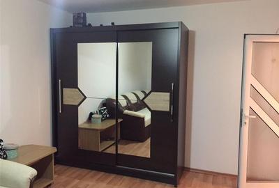 Apartament cu 2 camere decomandat, mobilat în Cug - 3