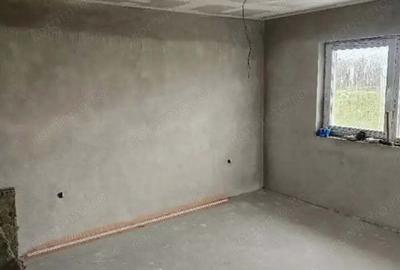 Casă cu 4 camere în Central - 3