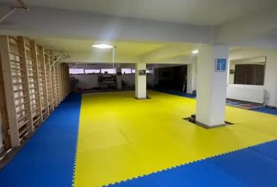 Spațiu comercial, de 185 mp, în Central - 1