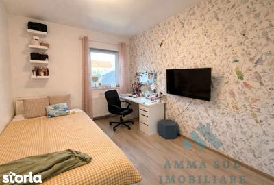 Casă cu 4 camere cu Teren 200 Mp în Central - 1