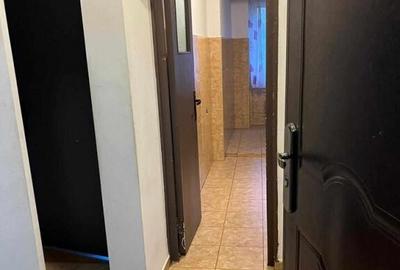 MALU ROSU garsoniera mobilata 1/4 la 280 euro/luna - 7