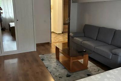 Inchiries garsoniera 40 mp confort sporit Energiei Bacau - 1