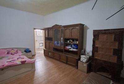 Casă cu 4 camere în Central - 3