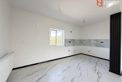 Duplex cu 3 camere cu Canalizare în Beregsău Mare - 12