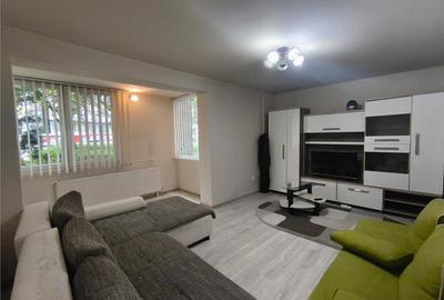 Apartament cu 3 camere decomandat, mobilat în Tudor - 1