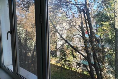 Apartament cu 3 camere semidecomandat în Central - 6