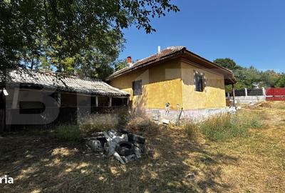 Casă cu 3 camere în Pleșoi