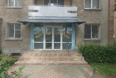 Spațiu comercial, de 55 mp, în Central - 10