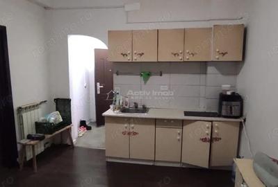 Garsonieră nedecomandată în Universitate