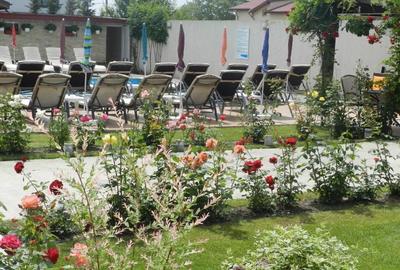 Casă individuală cu 17 camere cu Canalizare în Est - 10