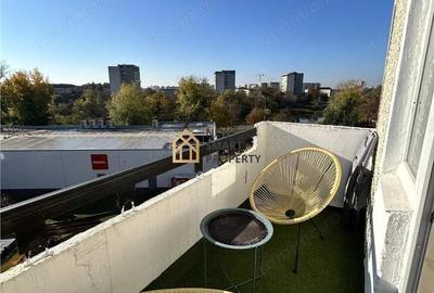 Apartament 2 camere de vanzare - Decebal - 1