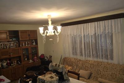 Casă cu 4 camere în Plosca