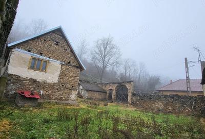 Casă cu 3 camere cu Teren 1100 Mp în Gârliște - 10