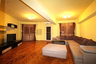 Complex, 4 camere, centrală proprie, aer condiționat