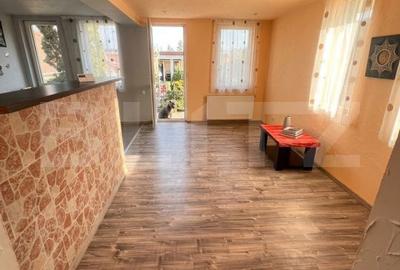 Apartament cu 3 camere decomandat în Dâmbul Rotund - 2