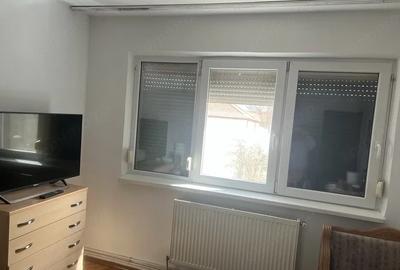 Apartament cu 4 camere semidecomandat în Dacia - 2