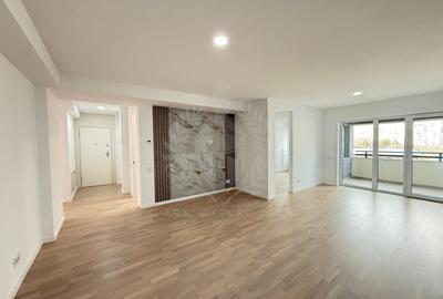 Apartament cu 4 camere decomandat în Central - 2