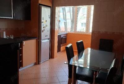 Apartament cu 4 camere decomandat în Soarelui - 1