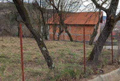 Teren de 909 mp, în Ciumărna - 2