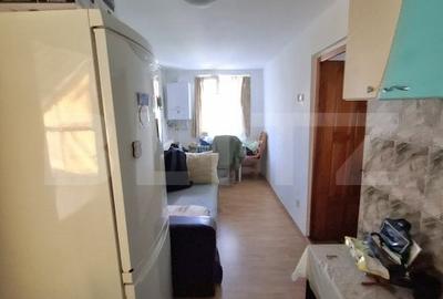 Casa cu 4 apartamente si curte proprie ,suprafata utila 122mp, zona semicentrala - 15