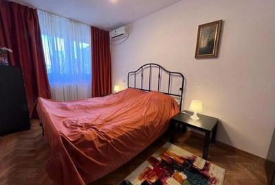 Apartament cu 3 camere semidecomandat în Central - 14
